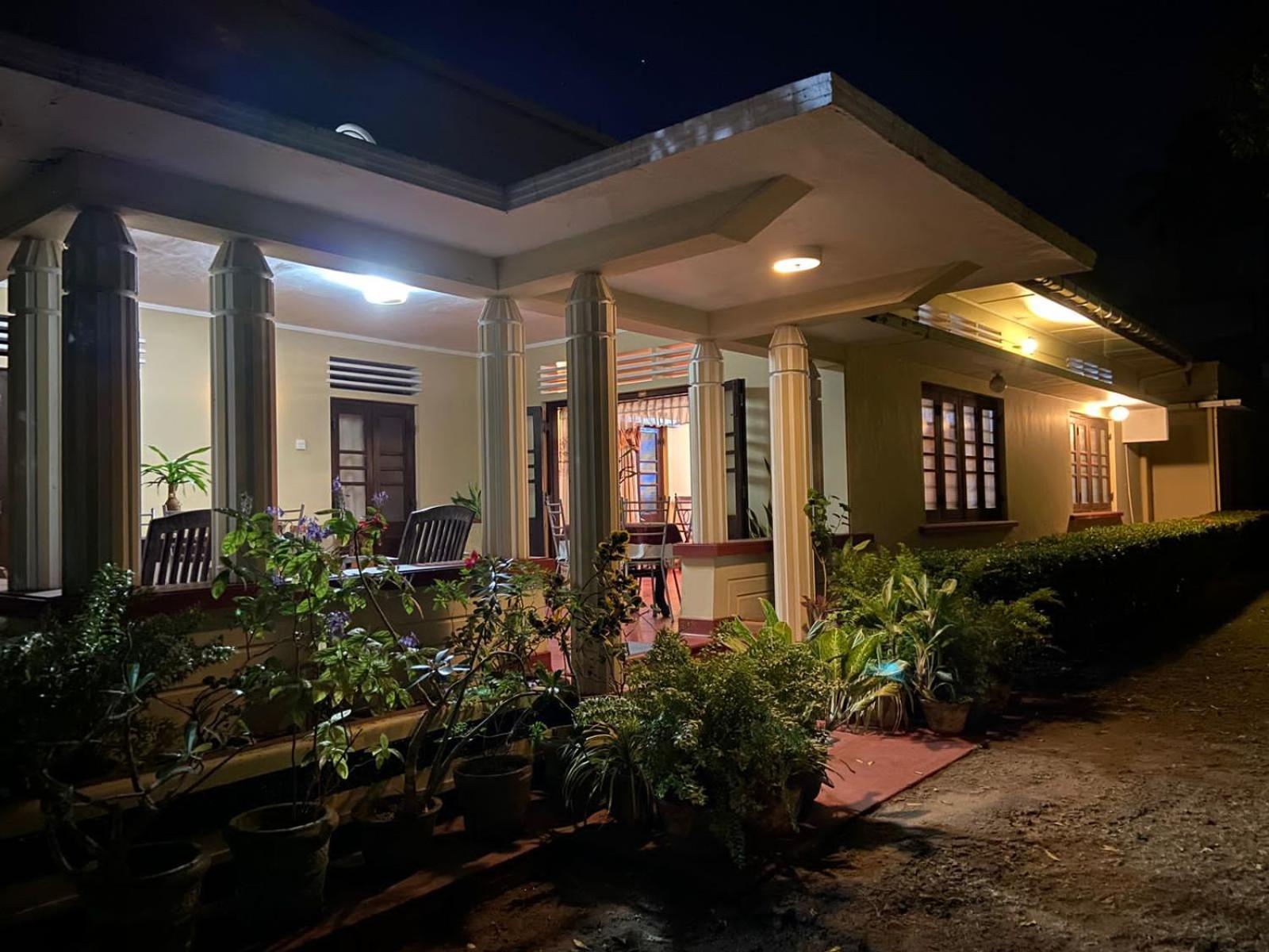 Sujatha Villa Paradise Тангалла Экстерьер фото
